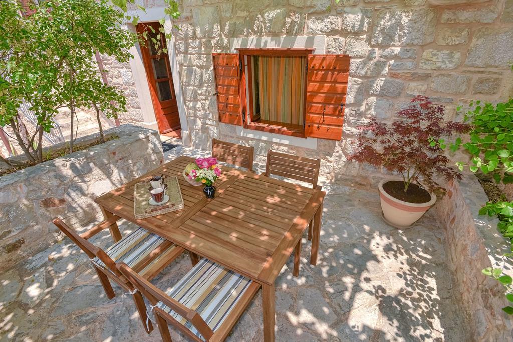 Holiday Home Rudina Stari Grad Szoba fotó